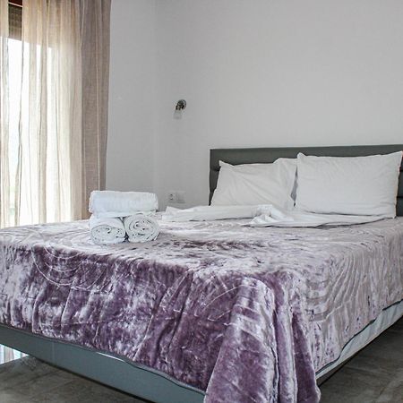 Theano Studios Paralia Sikias Exterior photo