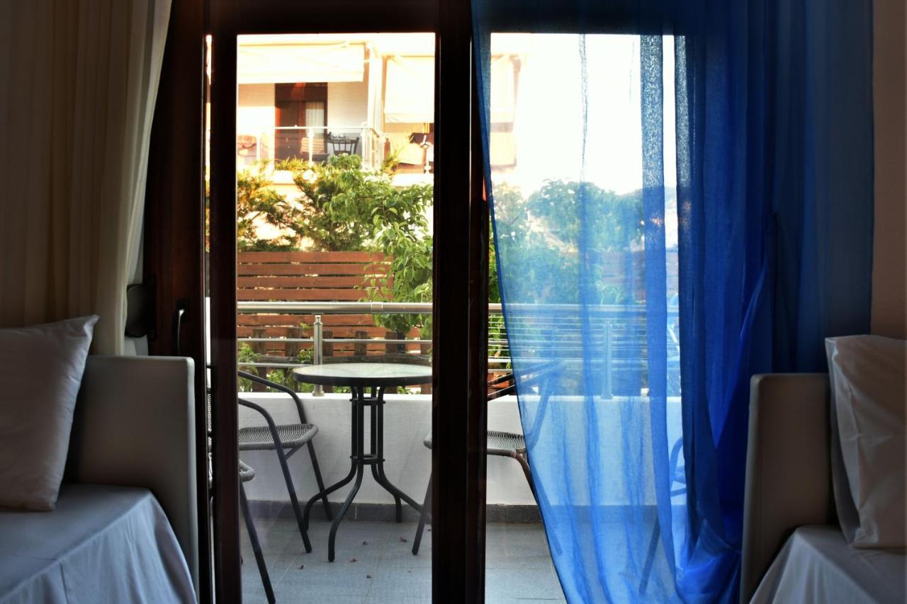Theano Studios Paralia Sikias Exterior photo