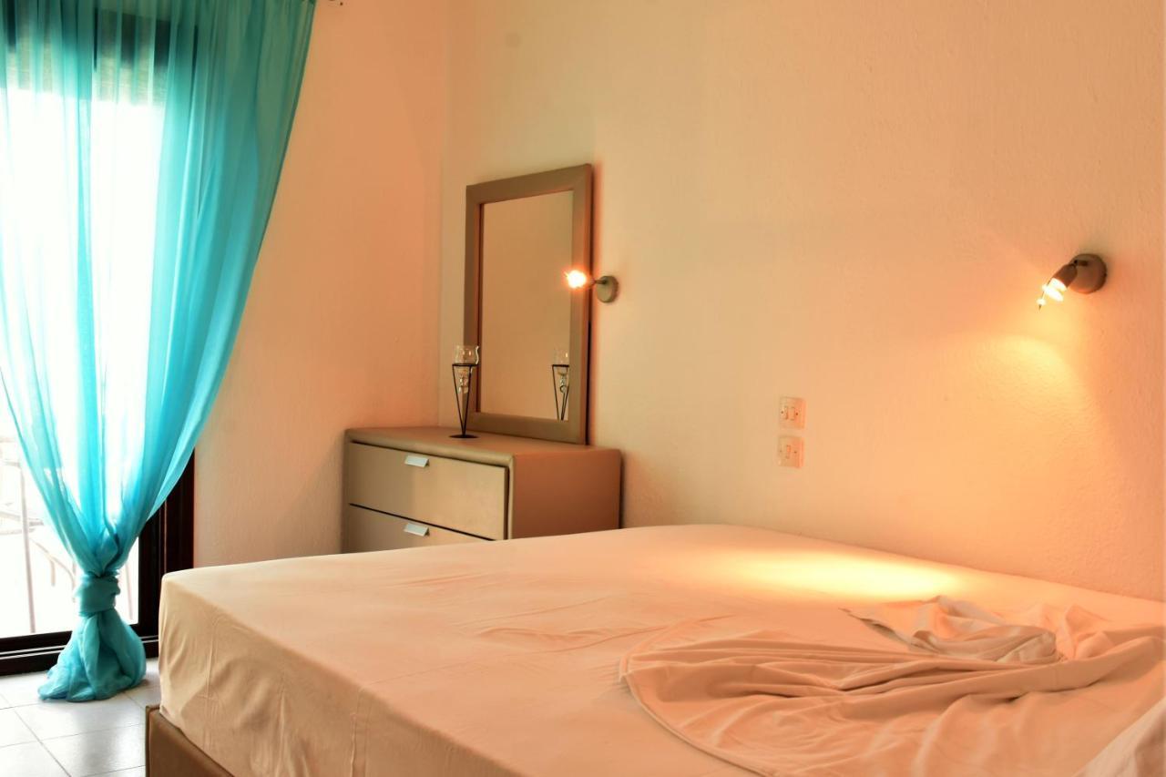 Theano Studios Paralia Sikias Exterior photo