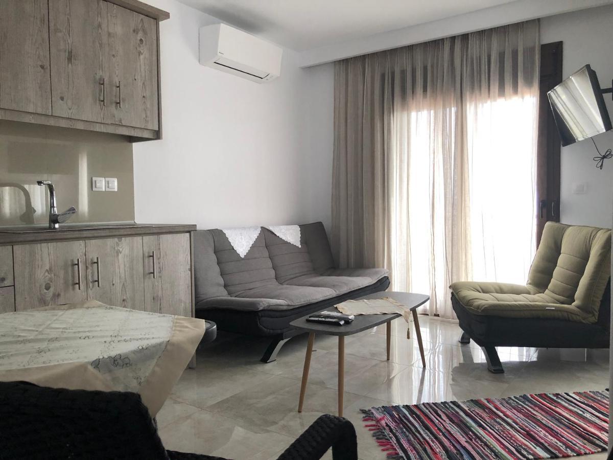Theano Studios Paralia Sikias Exterior photo
