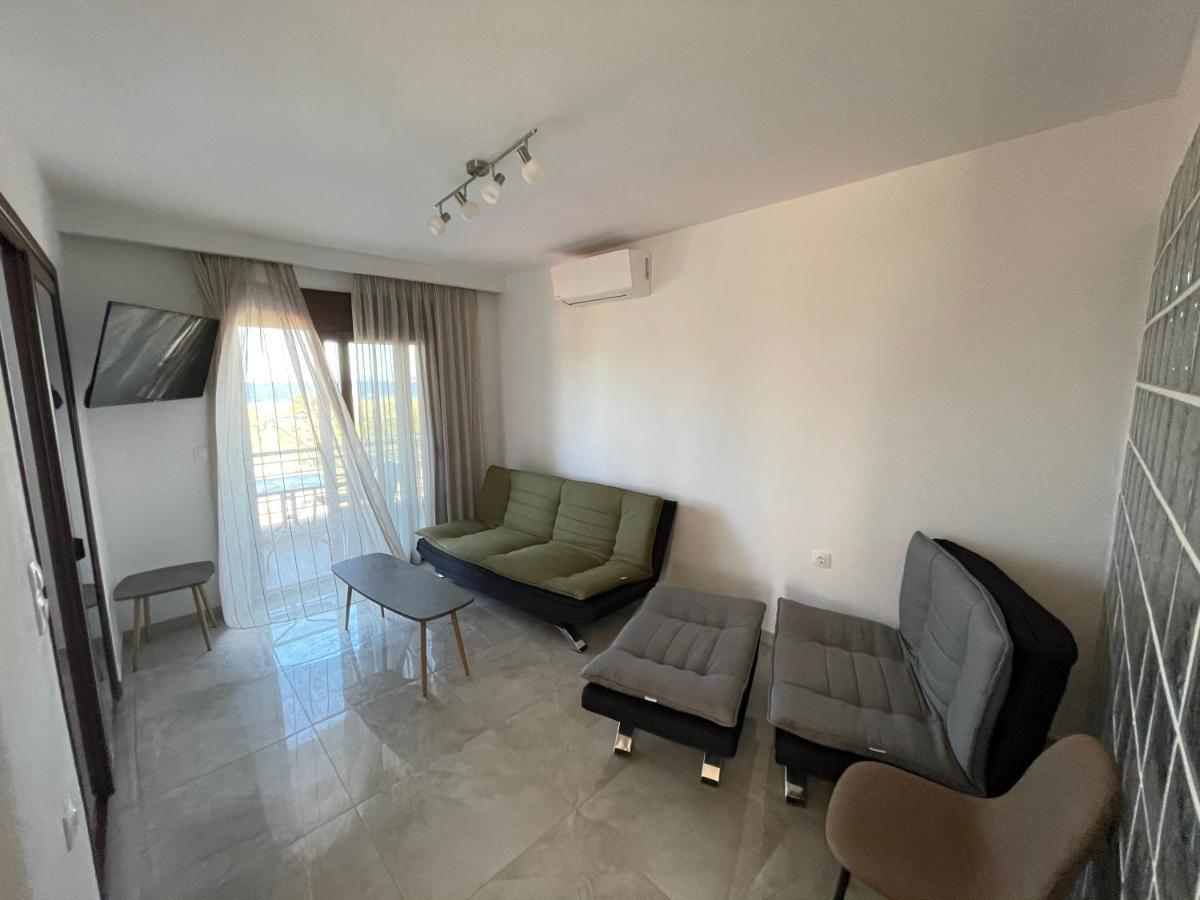 Theano Studios Paralia Sikias Exterior photo