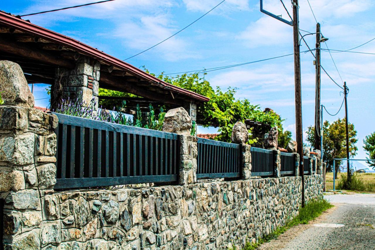 Theano Studios Paralia Sikias Exterior photo